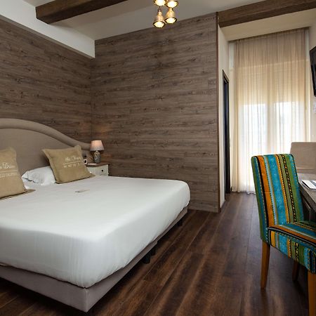 Best Western Maison B Hotel Римини Экстерьер фото