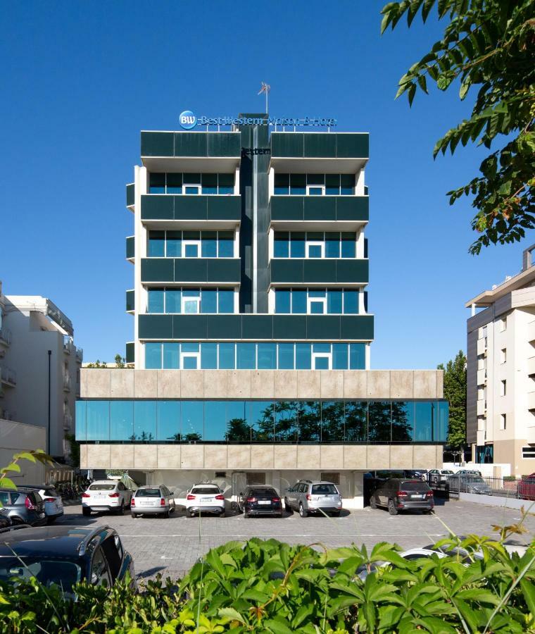 Best Western Maison B Hotel Римини Экстерьер фото