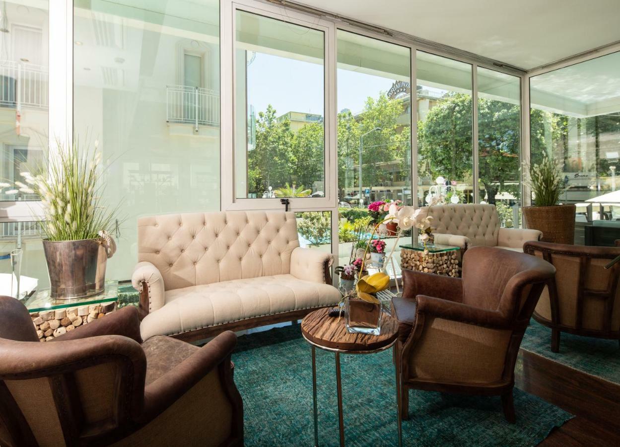 Best Western Maison B Hotel Римини Экстерьер фото